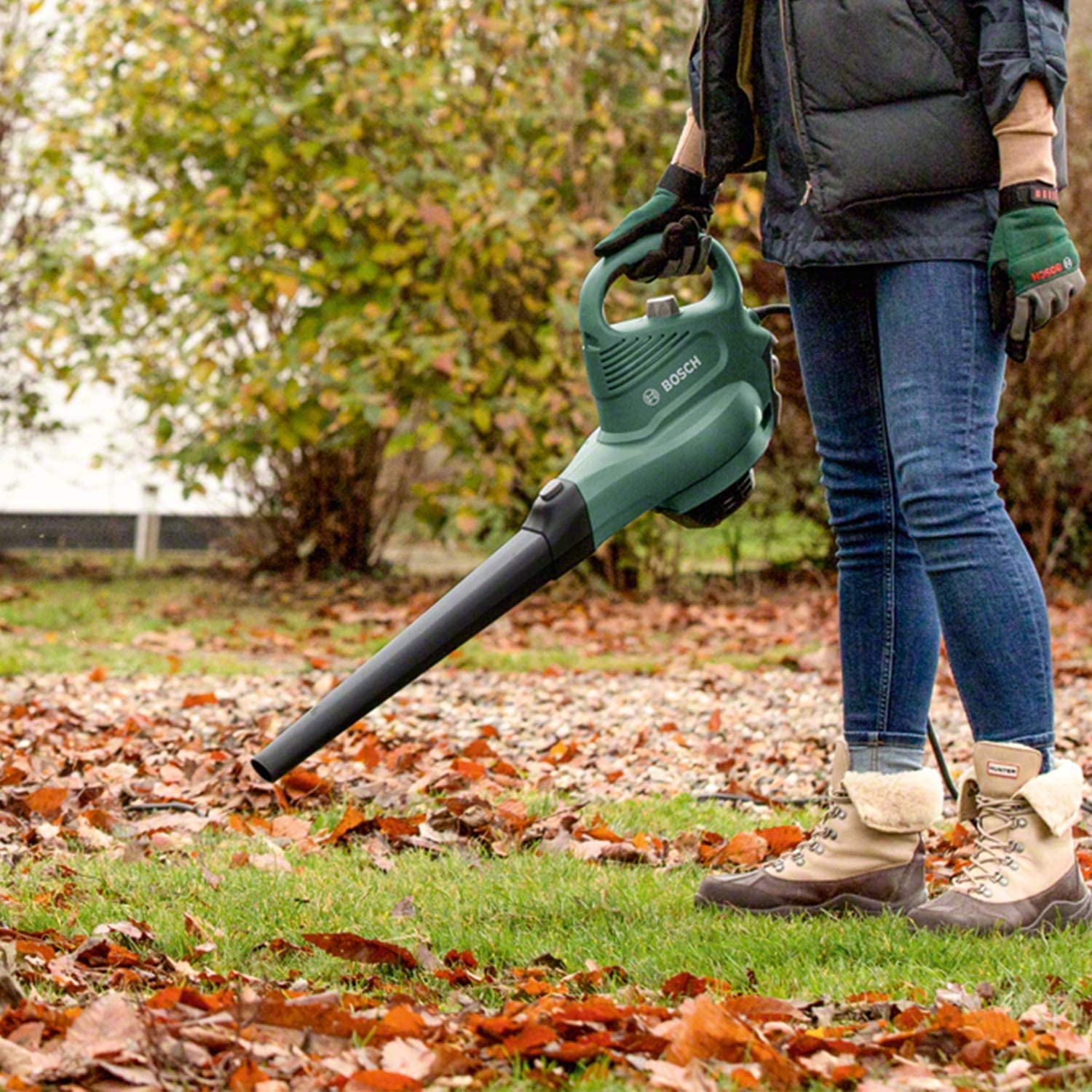 Leaf Blower Pussy