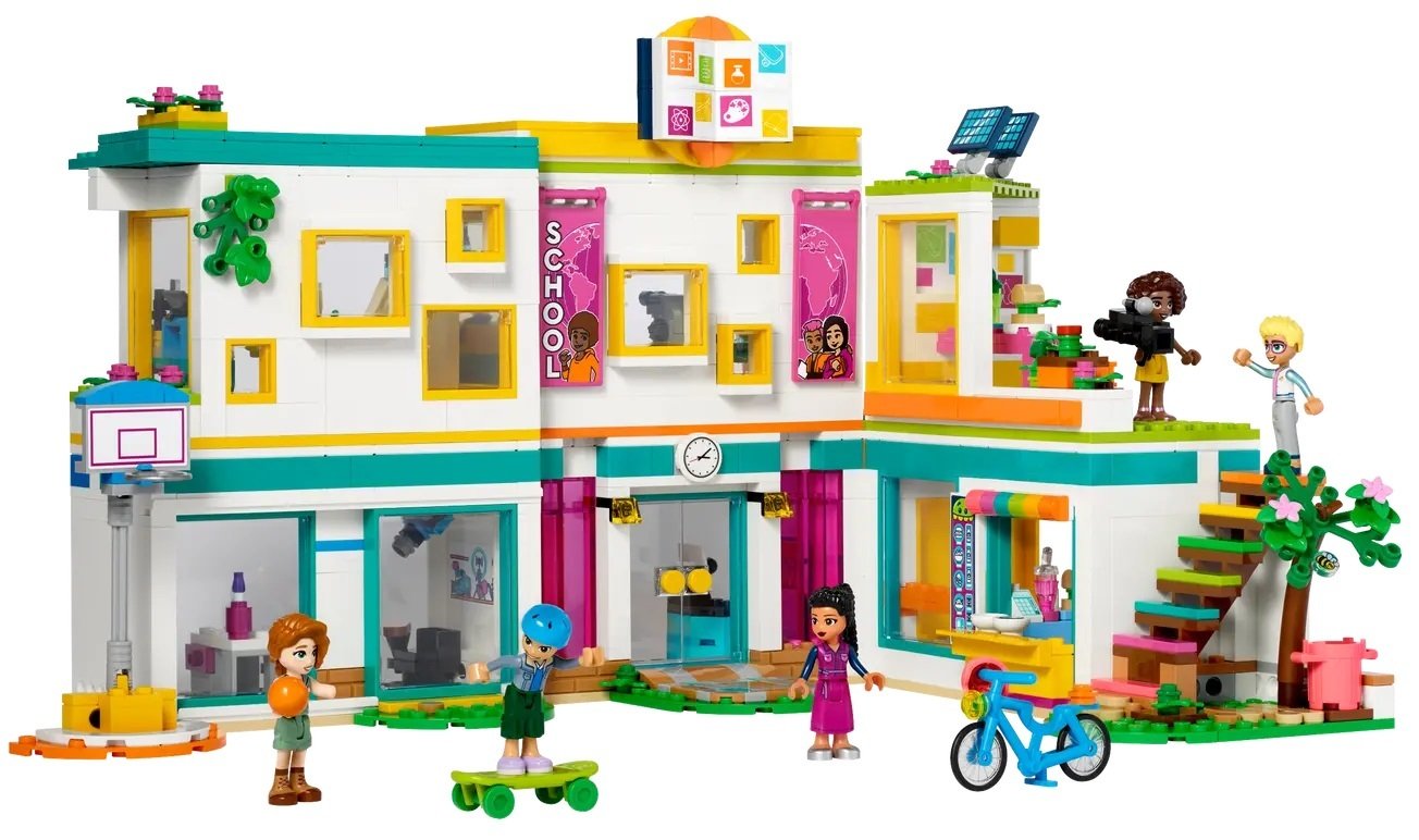 Конструктор Lego Friends Хартлейк-Сити: международная школа, 41731