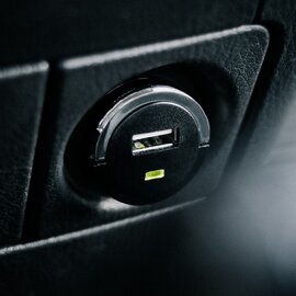 Зображення 6 Зарядний пристрій Strax bulk Car Charger 2.4A Single USB-A Black &mdash; 4029948595757