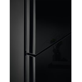 Зображення 2 Холодильник Electrolux LNT7ME36K2