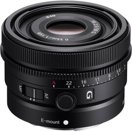 Изображение  Объектив для фотоаппарата Sony 50mm, f/2.5 G для NEX - SEL50F25G.SYX