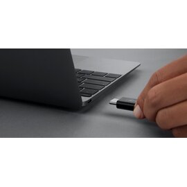 Зображення 2 Кабель Belkin USB4 USB-C - USB-C, 0.8м, black - INZ001BT0.8MBK
