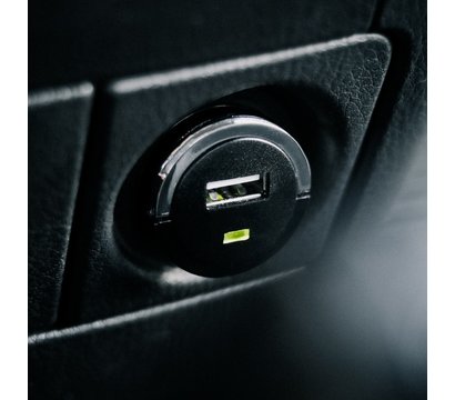 Изображение 6 Зарядное устройство Strax bulk Car Charger 2.4A Single USB-A Black — 4029948595757