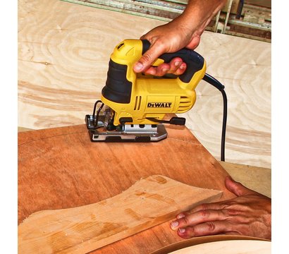 Изображение 12 Электролобзик DeWalt DWE349