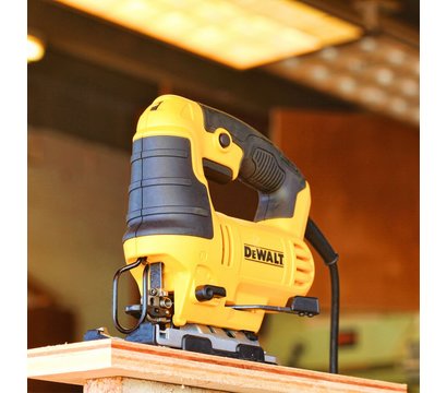 Изображение 8 Электролобзик DeWalt DWE349