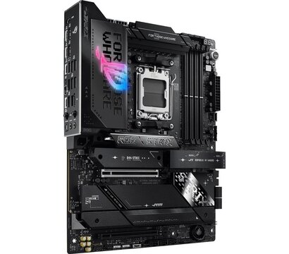 Зображення 2 Материнська плата Asus ROG Strix X870E-E Gaming WiFi (sAM5, AMD X870E)