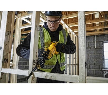 Изображение 2 Электро пила DeWalt DWE305PK