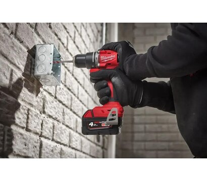 Изображение 2 Шуруповерт Milwaukee М18 BLPDRC-422С