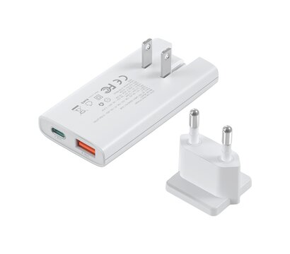 Зображення 3 Зарядний пристрій Choetech PD6011 67W GaN Ultra Thin Wall Charger White (PD6011-EU-WH)