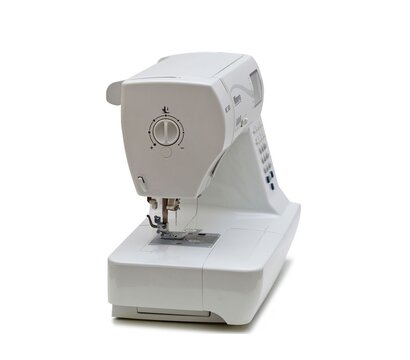 Зображення 4 Швейна машина Minerva MC500