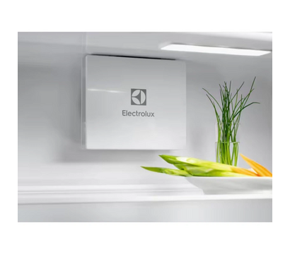 Зображення 4 Холодильник Electrolux LNG7TE18S