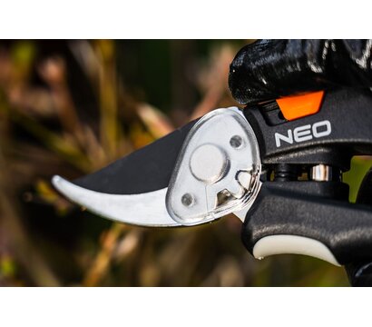 Изображение 3 Секатор Neo Tools 15-204