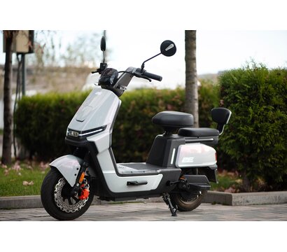 Зображення 2 Электроскутер 2E FY70 Grey (2EESFYYS70J)