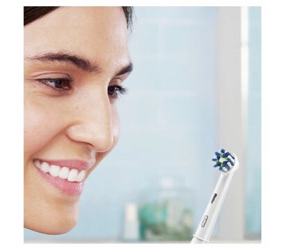 Зображення 6 Зубна щітка Braun Oral-B Pro1 D305.513.3 CrossAction Caribbean Blue