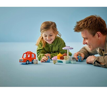Зображення 4 Конструктор Lego Duplo Bluey Путешествие с мороженым из Блуи (10458)