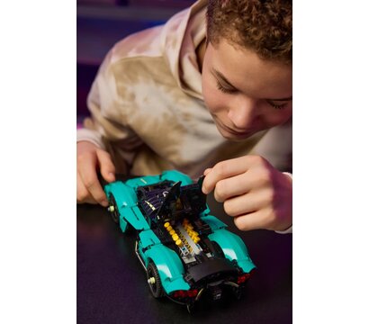 Изображение 4 Конструктор Lego Technic Aston Martin Valkyrie (42208)