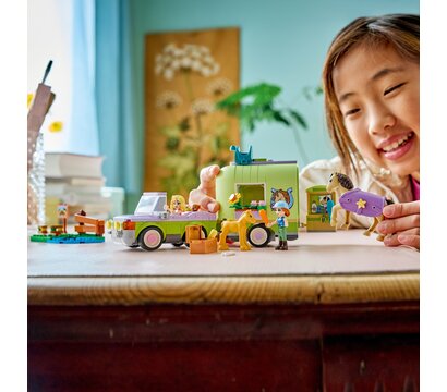 Изображение 5 Конструктор Lego Friends Прицеп для коня и жеребенка (42695)
