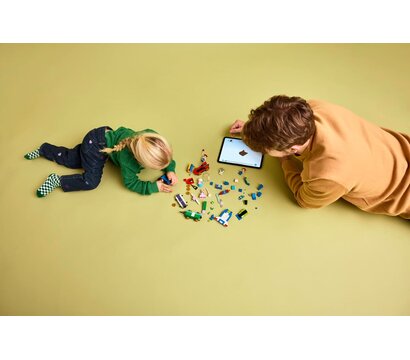 Изображение 6 Конструктор Lego Disney Pixar Празднование из истории игрушек (43264)