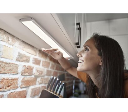 Зображення 2 Світлодіодний LED світильник Ledvance Linear LED Flat Sensor + USB 400mm 3W 3000-6500K (4058075762213)