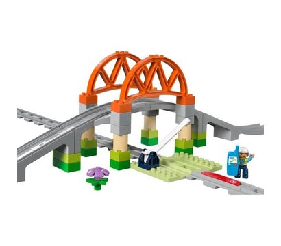 Изображение 2 Конструктор Lego Duplo Town Дополнительный набор. Железнодорожный мост и пути (10426)