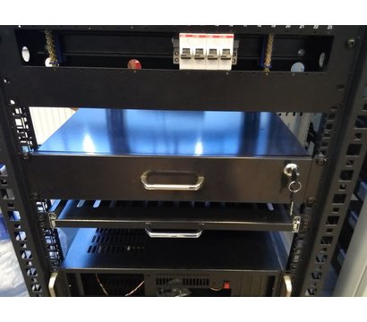 Изображение 5 Ящик EServer 4U 400мм