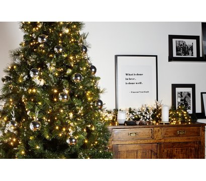 Зображення 17 Світлодіодні гірлянди Twinkly Strings AWW Gen II TWS400GOP-BEU