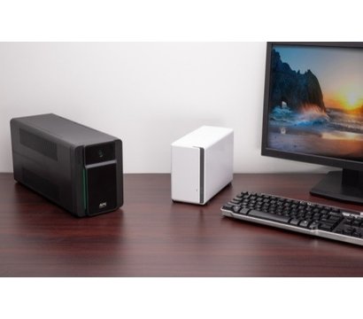 Зображення 2 ДБЖ APC Easy UPS BVX 2200VA, Schuko (BVX2200LI-GR)