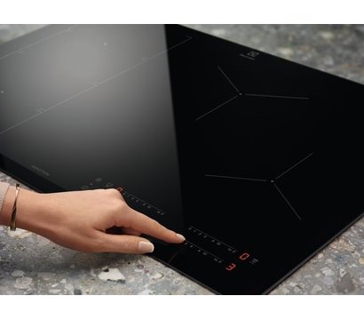 Изображение 2 Варочная поверхность Electrolux IPE6455KF