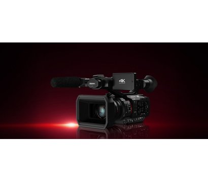Зображення 2 Відеокамера Panasonic HC-X2 8.8 - 176 мм