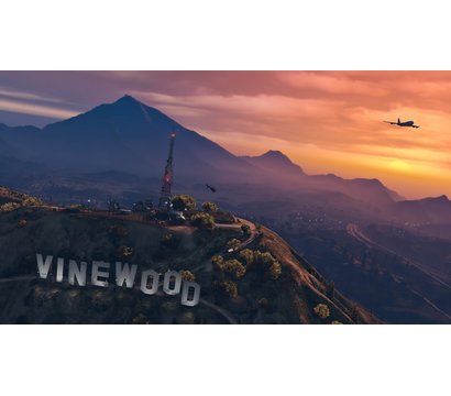 Изображение 5 Игра Grand Theft Auto V Premium Edition для PS4 , BD - 5026555424271