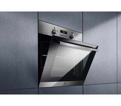 Изображение 2 Духовый шкаф Electrolux EOF3H00BX