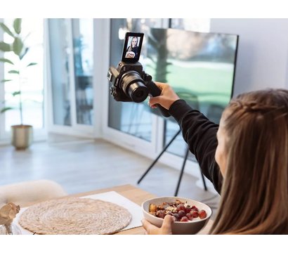 Зображення 11 Фотоапарат Canon EOS R50 + RF-S 18-45 IS STM Black - 5811C033 Canon RF