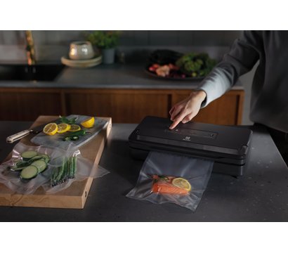 Зображення 2 Вакуумний упаковщик Electrolux Explore E6VS1-6AG