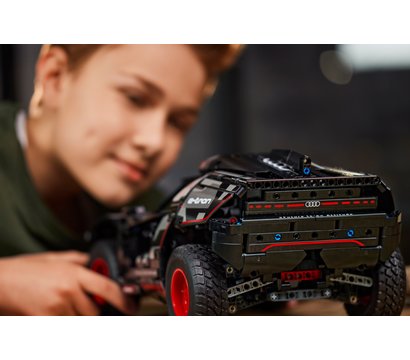 Зображення 2 Конструктор Lego Technic Audi RS Q e-tron - 42160
